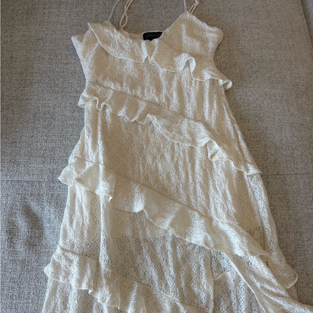Streetwear Society Cream Asymmetrical Lace Dress